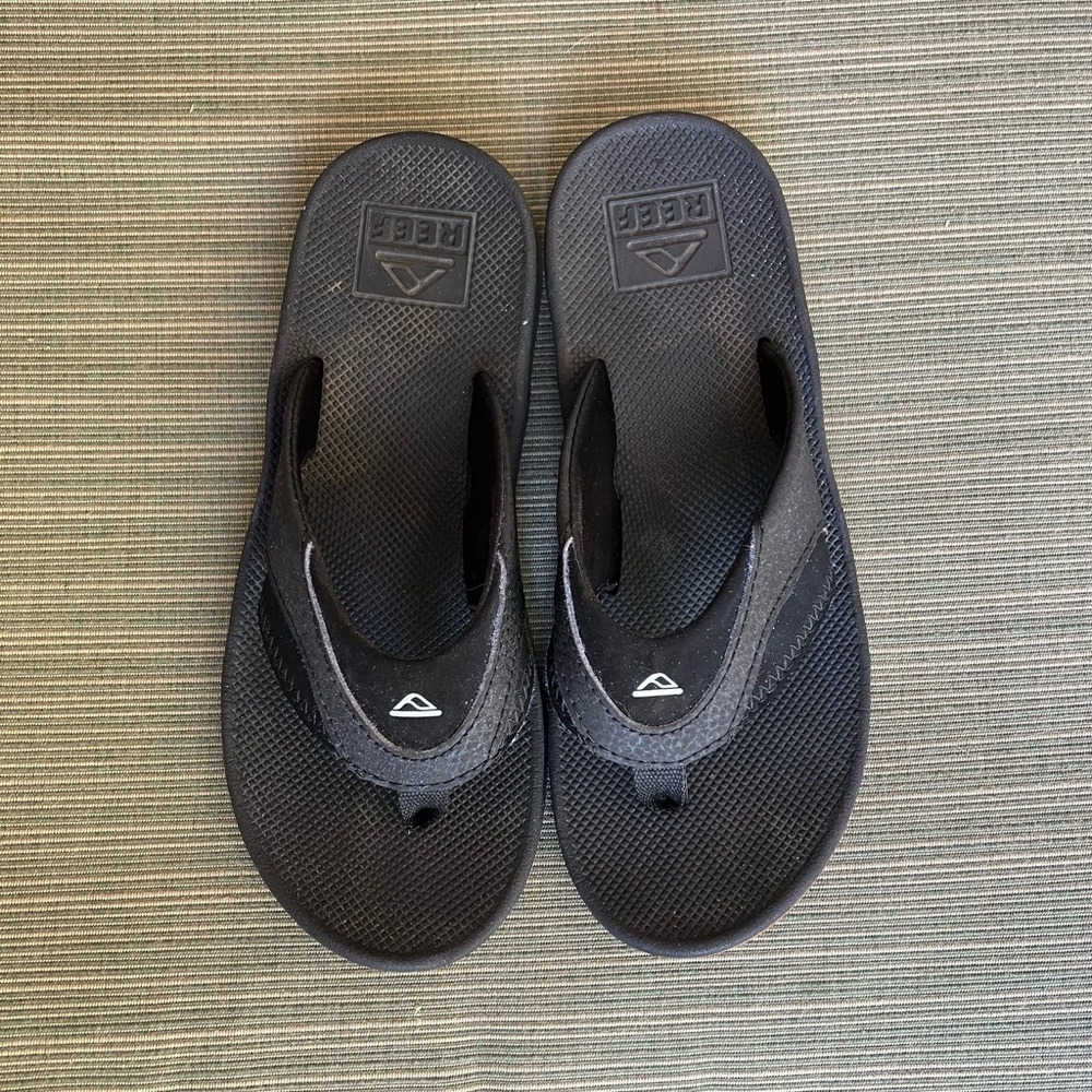 Reef Fanning Boys Size 2 Black Comfort Sandals